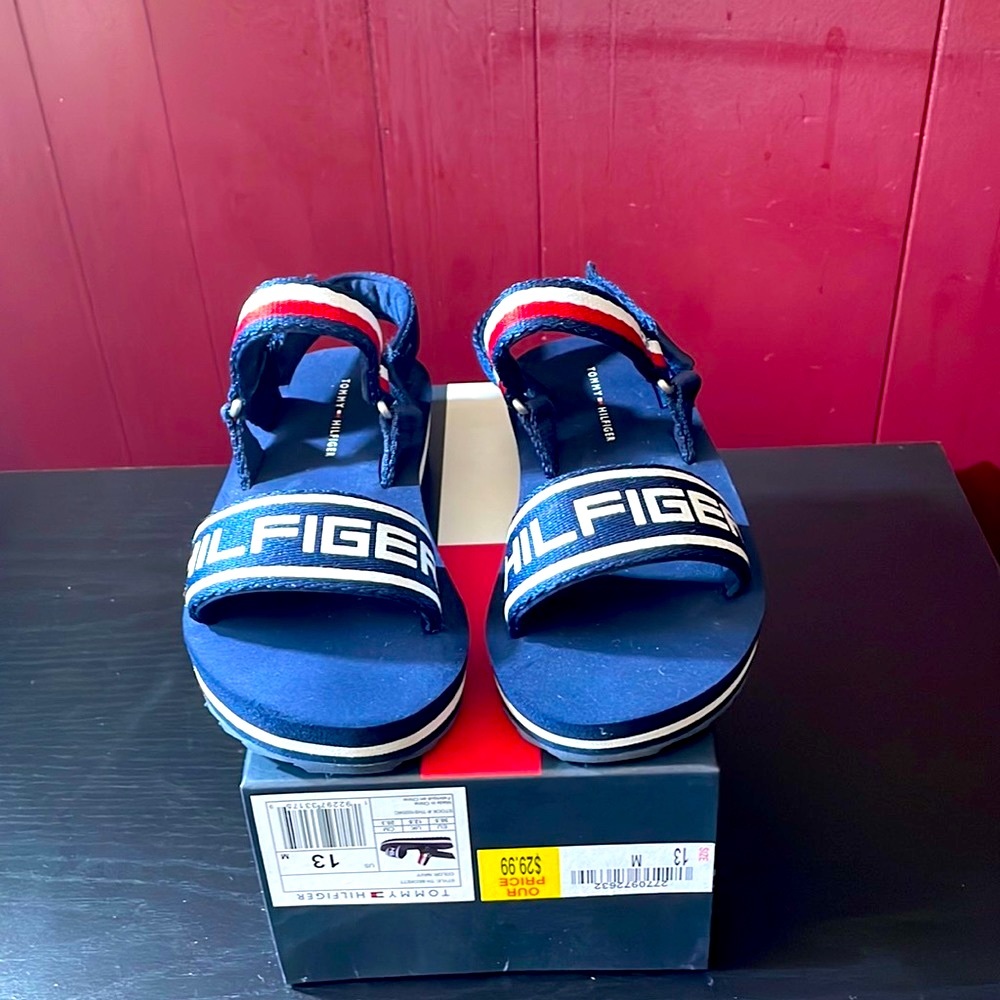 Tommy Hilfiger Beckett Style Sandals